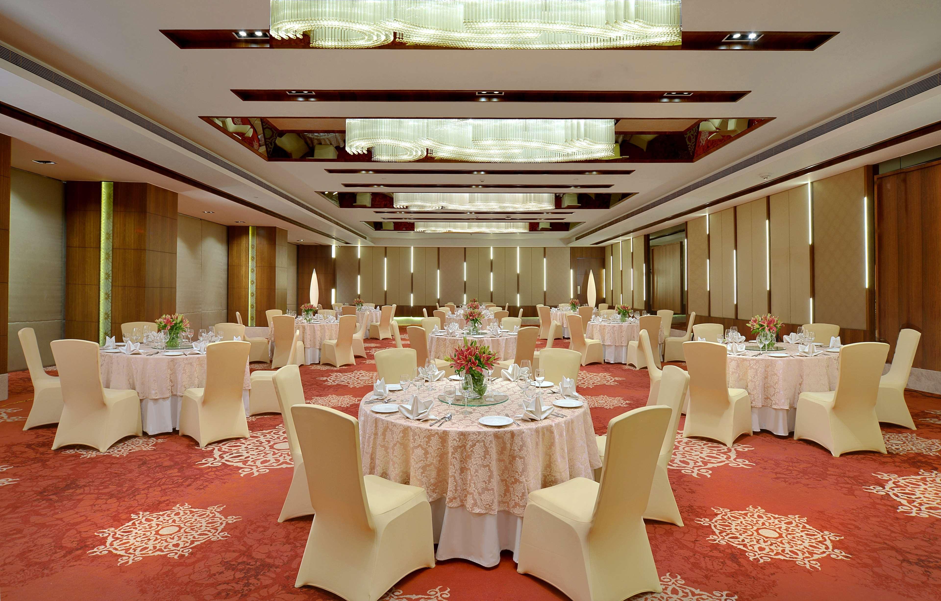 Radisson Gwalior Hotel Екстериор снимка