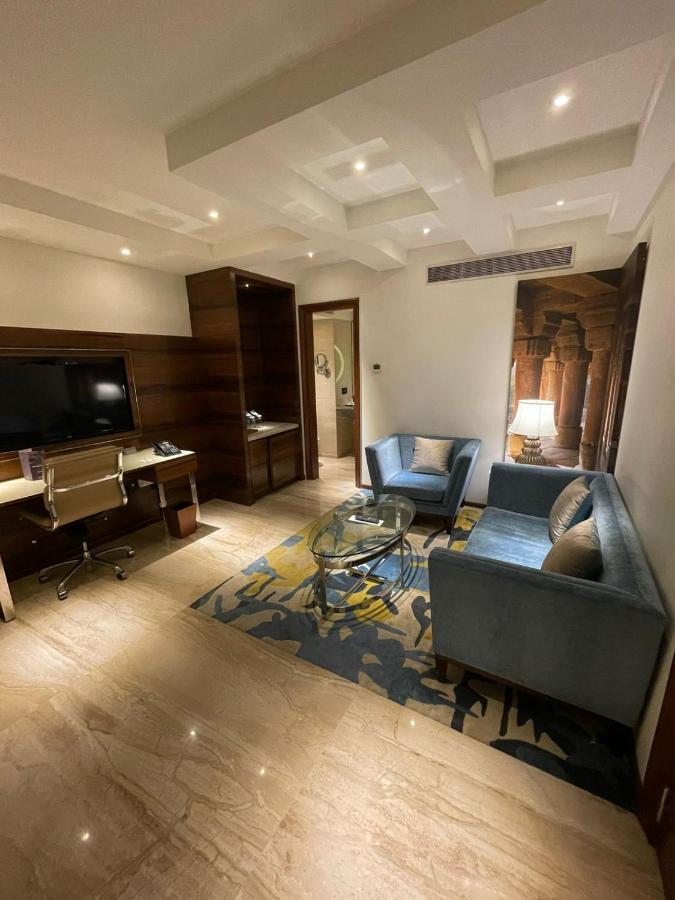 Radisson Gwalior Hotel Екстериор снимка